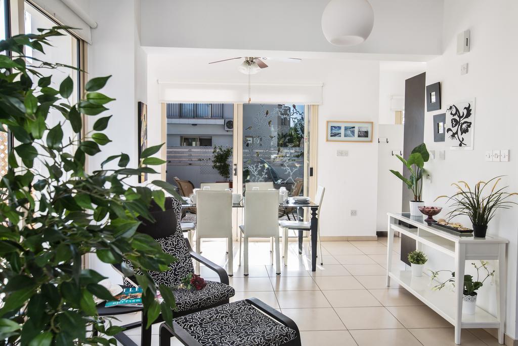 Palm Villa 17 Protaras Room photo